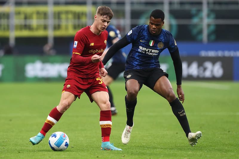 Soi kèo tài xỉu Inter Milan vs AS Roma