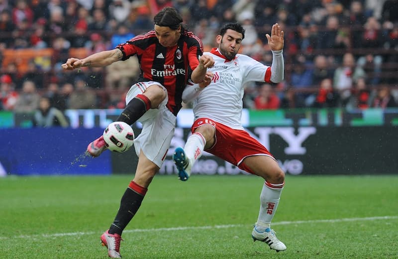 Soi kèo tài xỉu AC Milan vs Bari